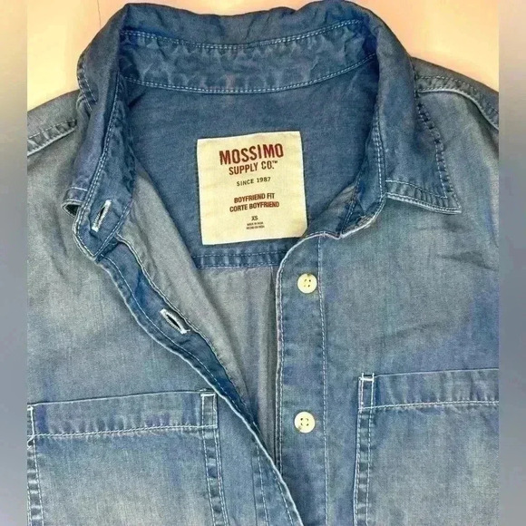Mossimo Womens Soft Chambray Boyfriend Button Down Shirt Size XS - Picture 7 of 7